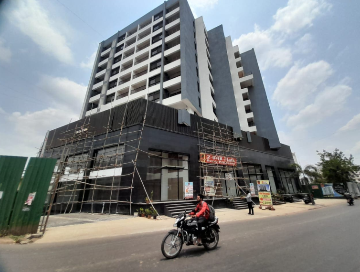 Commercial real estate building in Pune - Best real estate consultants